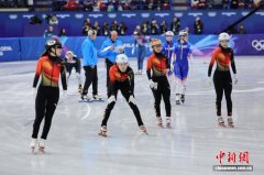 中国队位列女子3000米接力B组决赛第一